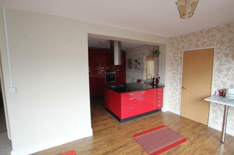 OPEN PLAN LIVING DINING KITCHEN