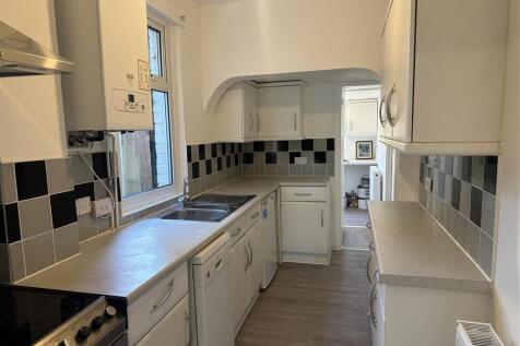 Kitchen.JPG
