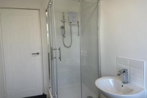 Upstairs Shower Room