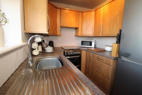 IMG_1341.KITCHEN