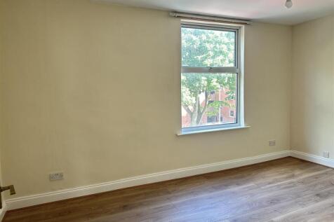 Lounge &amp; Bedroom