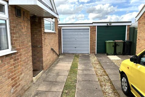 Drive &amp; Garage