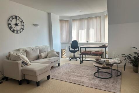 Open Plan Lounge.jpg