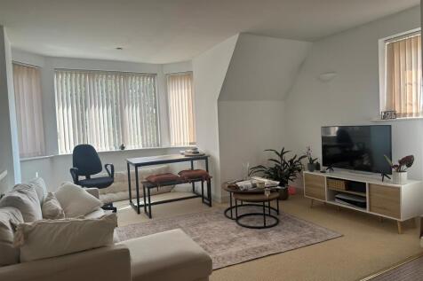 Open Plan Lounge 1.jpg
