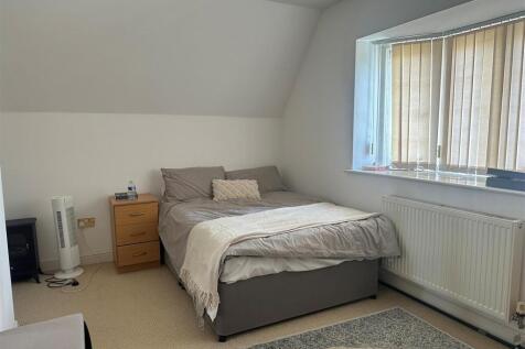 Bedroom.jpg