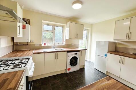 22ae6913-kitchen