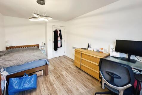 066847cd-PHOTO-2024-