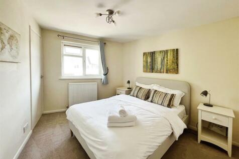 Burbury Close 27.JPG