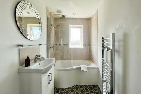 Burbury Close 32.JPG