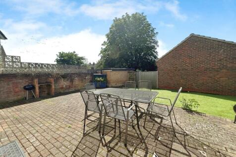 Burbury Close 22.JPG