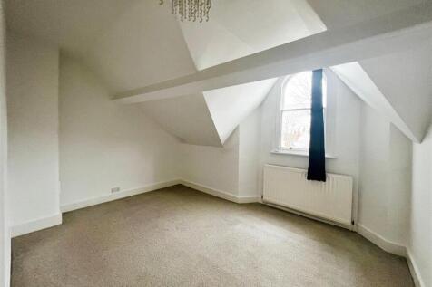 2d2d9d1a-Dormer 2011.jpeg