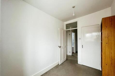 a1d93002-Dormer 206.jpeg