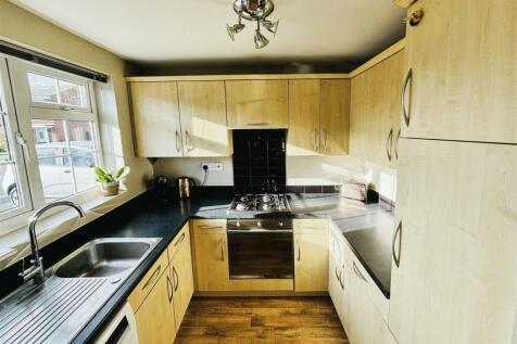 Kitchen .jpg