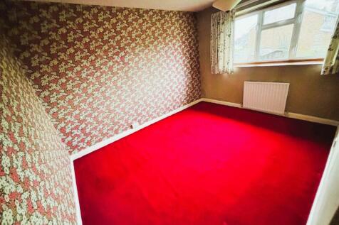 Bedroom....jpg
