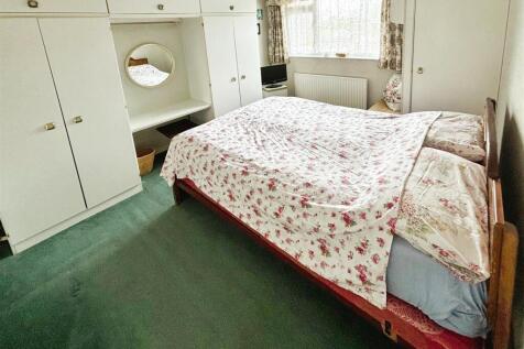 Bedroom One.jpg