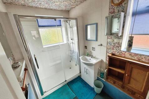 Bathroom .jpg