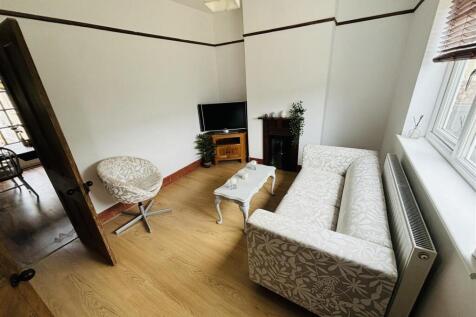 Lounge...jpg