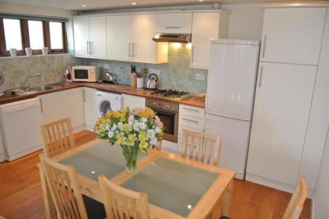 Kitchen area.JPG