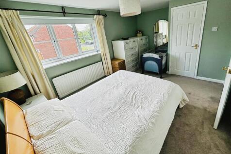Bedroom One.jpg
