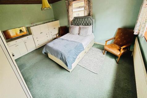 Bedroom One .jpg