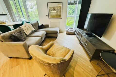 Sitting Area .jpg