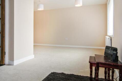 Lounge b.JPG