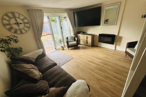 Sitting Room.jpg