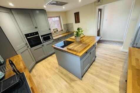 Kitchen.KM.jpg
