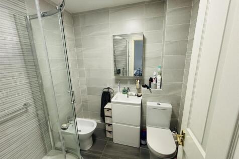 Bathroom MC.jpg