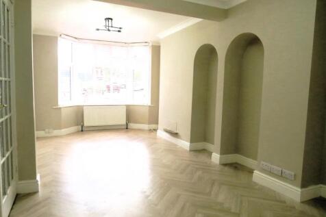 Lounge / Dining