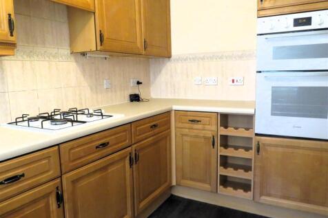 kitchen 2..JPG