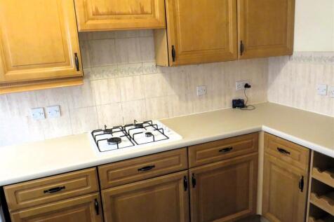 Kitchen 1..JPG