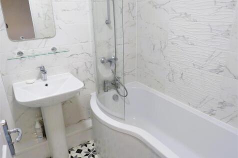 40 ver bath.JPG