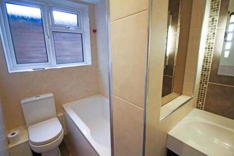 KiplingBathroom1.JPG