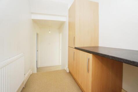 FIRST FLOOR UTILITY