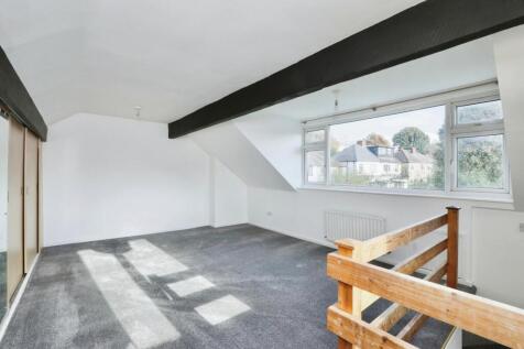 BEDROOM NO.4
