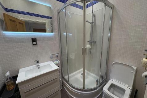 bathroom.jpeg