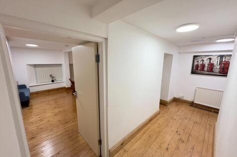 hallway.jpeg