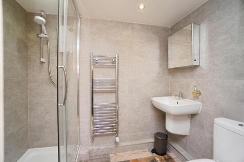 EN SUITE BASEMENT