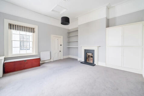 Second Bedroom/Recep