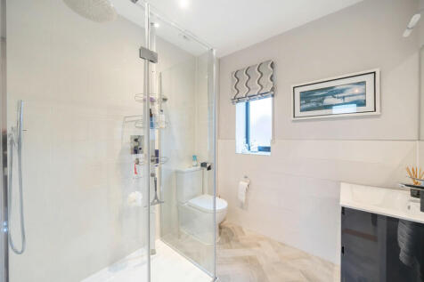 Bedroom One En-Suite