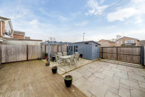 Rear Patio Garden