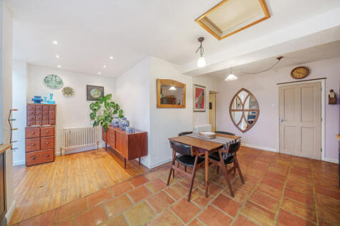 Breakfast Room