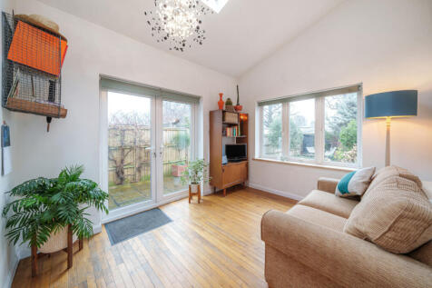Dining/Family Room