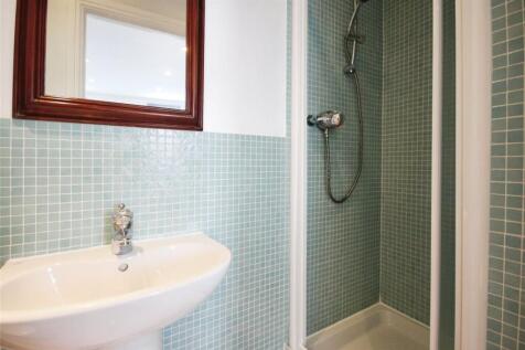 En-Suite Shower /Wc