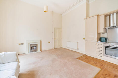 Reception/Kitchen