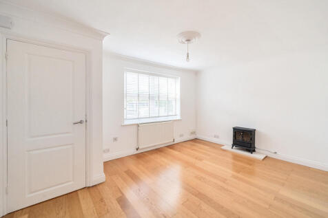 Front Lounge