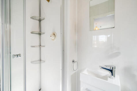 En-Suite Shower