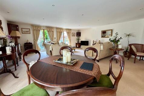Living Dining Room
