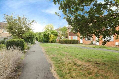 Common Walk Way